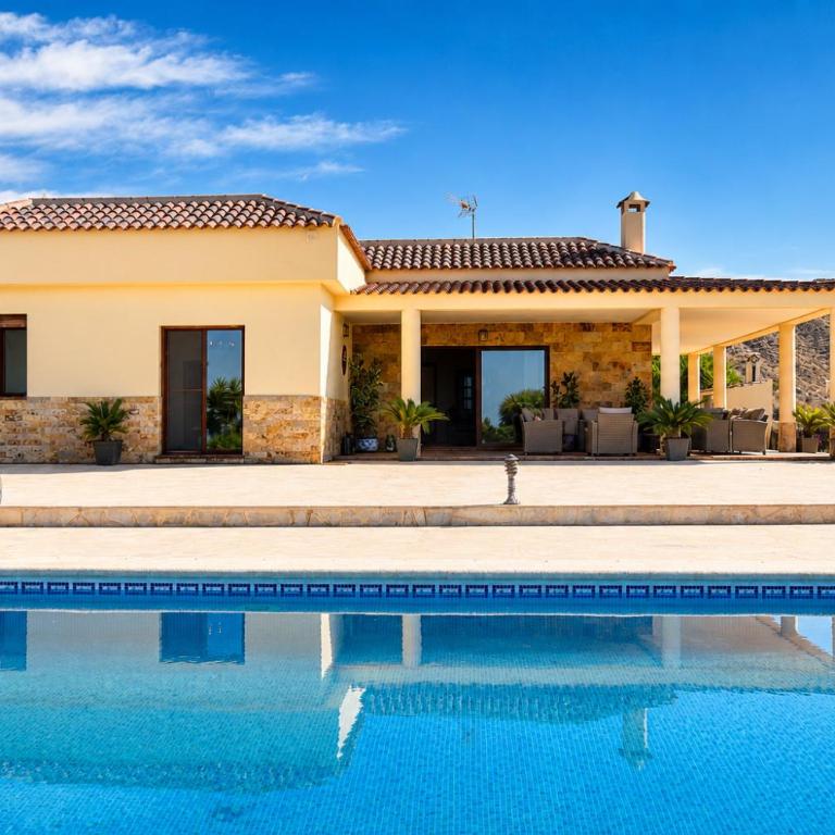 Bay View Villa, 360 Panoramic, Sea, Mountains & Town Views - By Aloha Palma - Villa - 1
