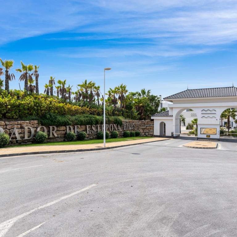 Mirador Estepona Hills - Three-Bedroom Apartment with Mountain View - 25