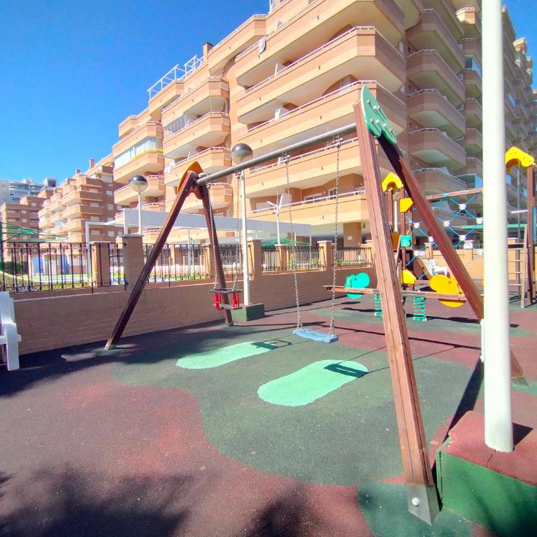 ACV - Vistamar III-1ª linea planta 6 sur 2 - Apartamento de 2 dormitorios - 18