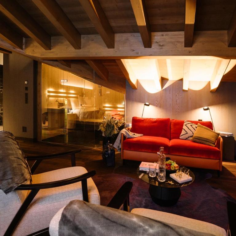 Bergwelt Grindelwald - Alpine Design Resort - Eiger View Spa Junior Suite - 5