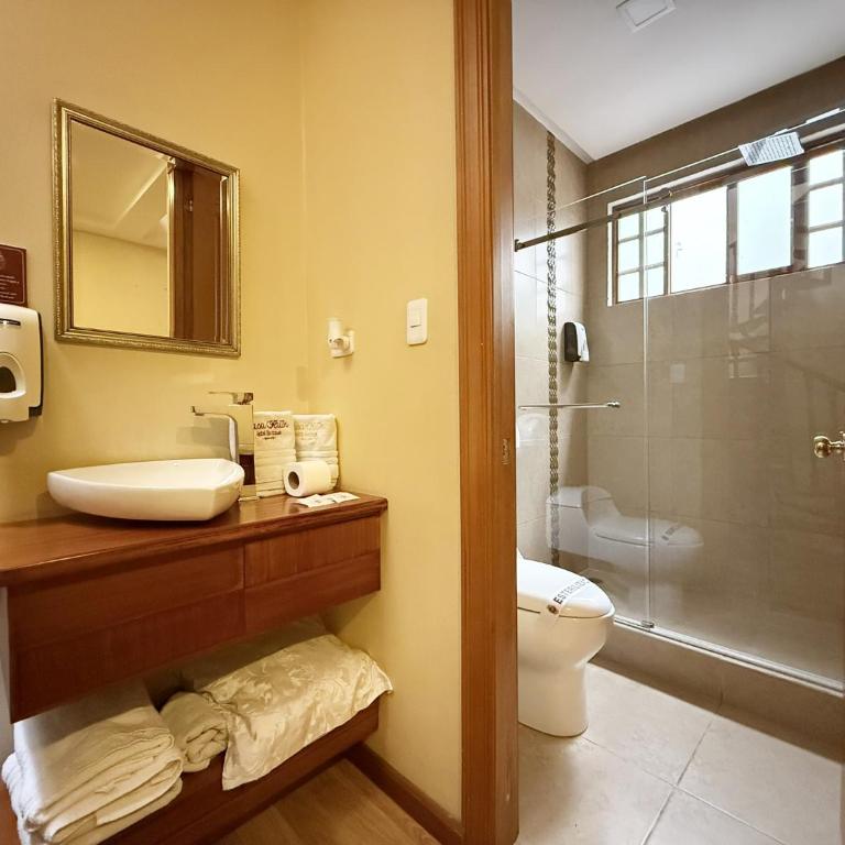 Hotel Casa Ruth Boutique Cuenca - Habitación Triple Confort - 10