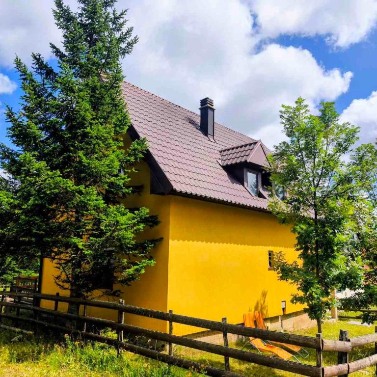 Durmitor Chalet-Fireplace-Private Garden - Kuća sa 2 Spavaće Sobe - 17