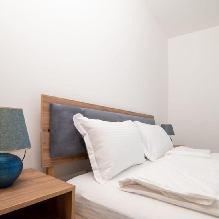 Villa Bari - Deluks Apartman sa 1 Spavaćom Sobom i Pogledom na Grad - 23