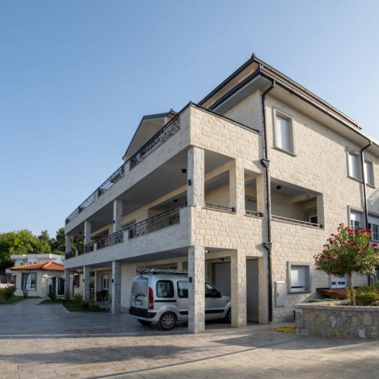 Villa Bari - Deluks Apartman sa 1 Spavaćom Sobom i Pogledom na Grad - 5