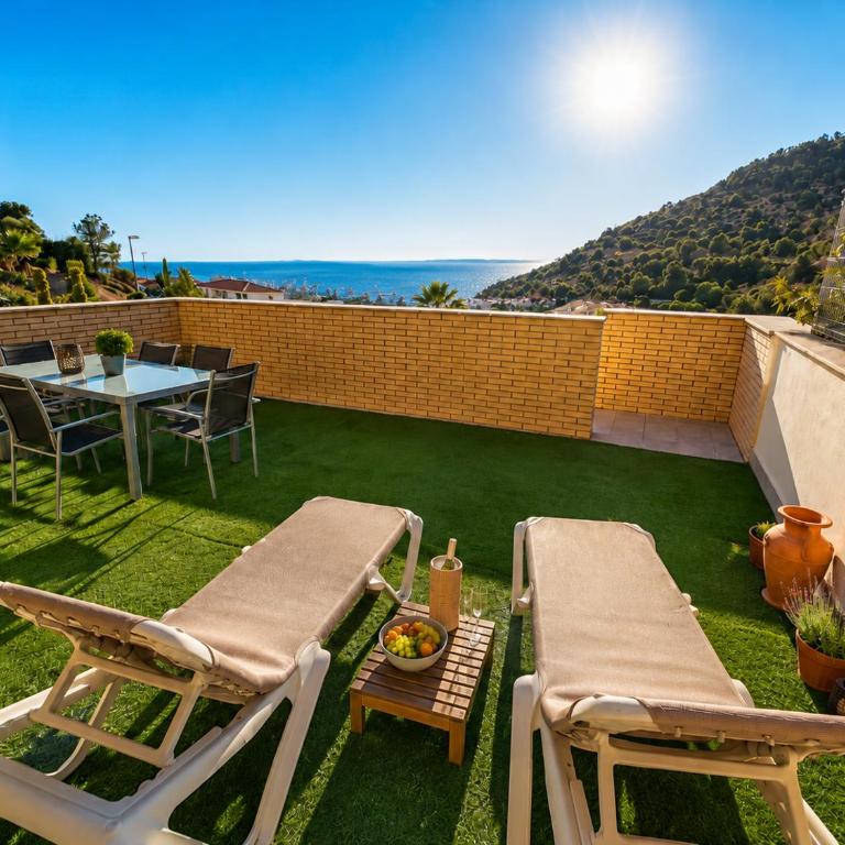 Modern Duplex in Sitges with Private Parking, Sea Views & Terrace - Apartment mit 3 Schlafzimmern - 28
