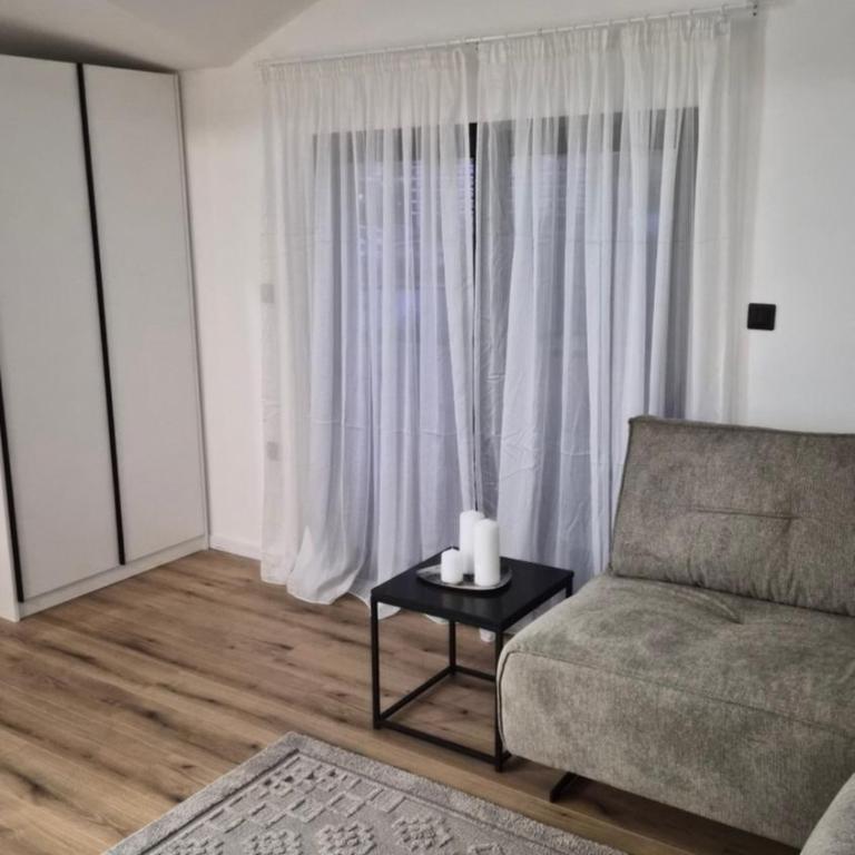 Sea Breeze Dobra Voda - Apartman sa 1 Spavaćom Sobom - 11