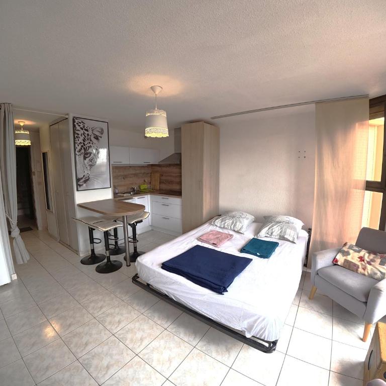 Charmant studio Toi et Moi à 30 m de la plage et de Valras centre avec linge de lit et ménage inclus - King Studio - 36