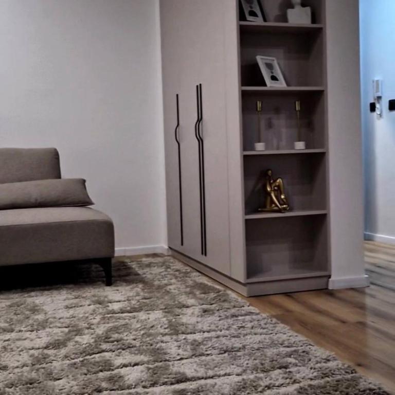 Bella Mare Apartments - One-Bedroom Apartment - 5
