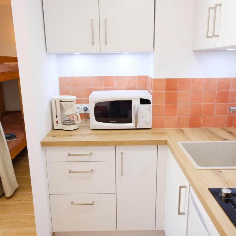 Apartment with garden and parking in Sainte-Maxime - Apartment - 4