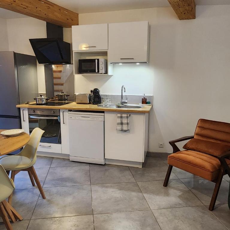 La maison de la cour - Villa 3 Chambres - 2