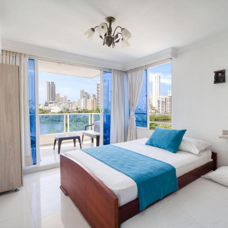 Serena Mar Apartamentos - Deluxe Two-Bedroom Apartment with Garden View - 4