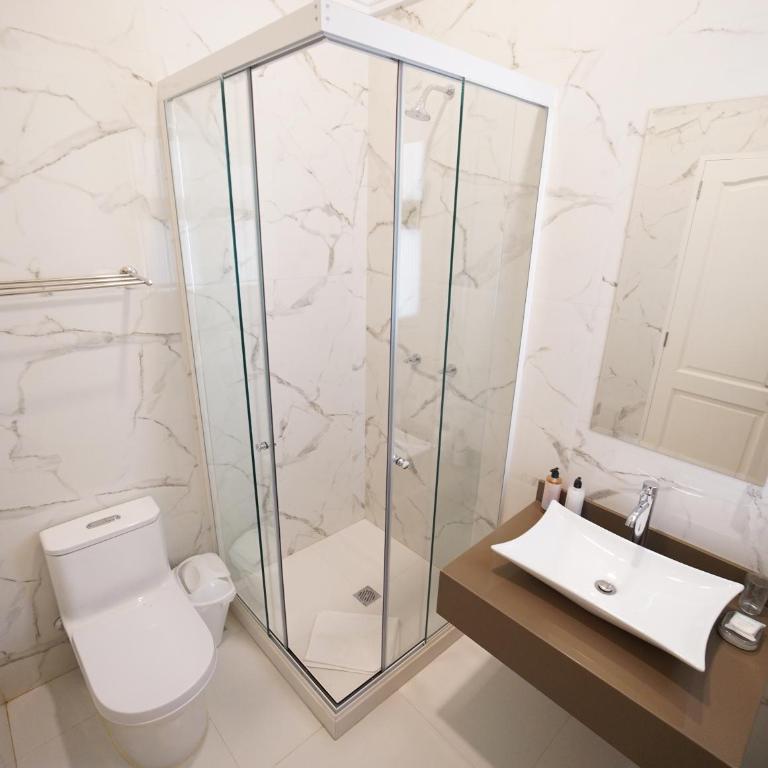 Patrimonial Hotel Boutique - Habitación Doble Deluxe con ducha - 8