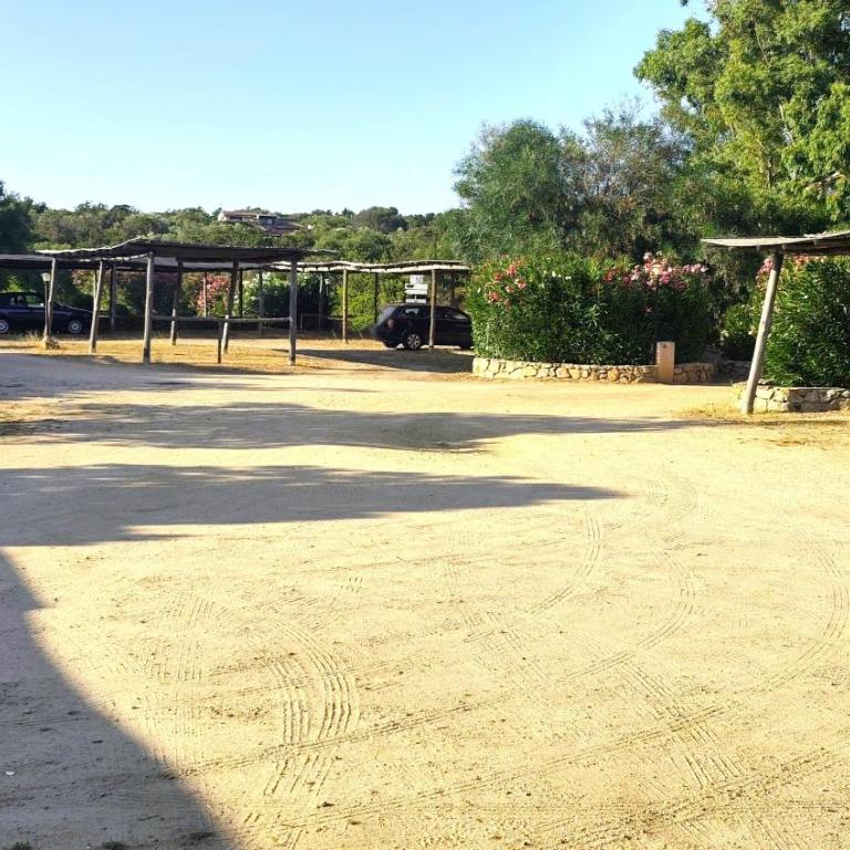 Casa Vacanze Miky Punta Asfodeli - Appartamento Deluxe con 2 Camere da Letto e Vista Giardino - 25