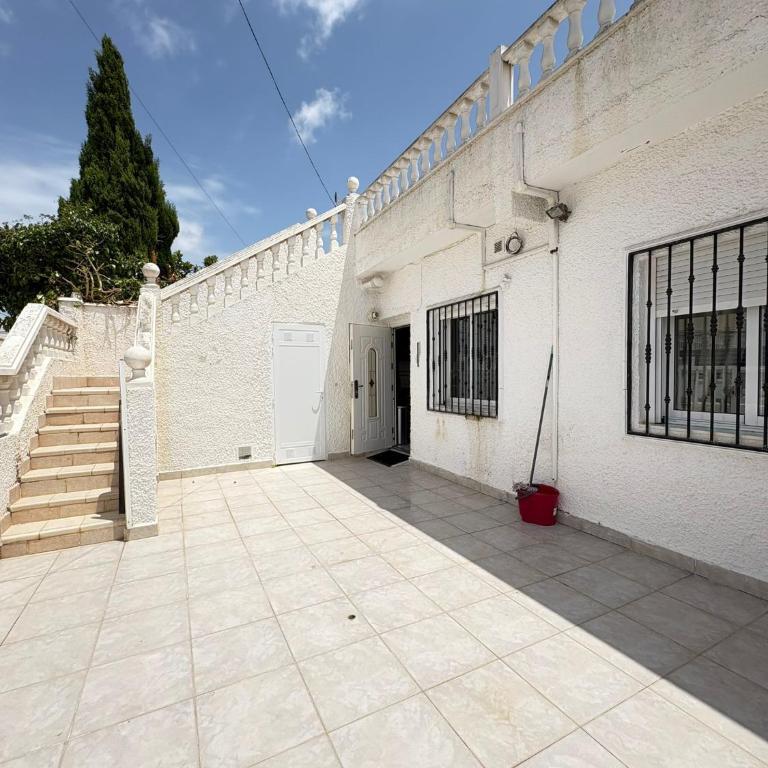 Chalet adosado en zona tranquila - Casa con 1 dormitorio - 10