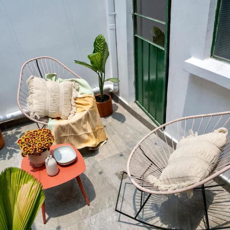 Combo Marrakesh house kesh · Duplex, 2 joint houses.10Br, 7.5 bath, 22 guest - Appartement - 5