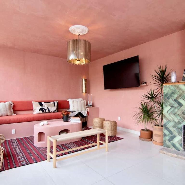 Combo Marrakesh house kesh · Duplex, 2 joint houses.10Br, 7.5 bath, 22 guest - Appartement - 79