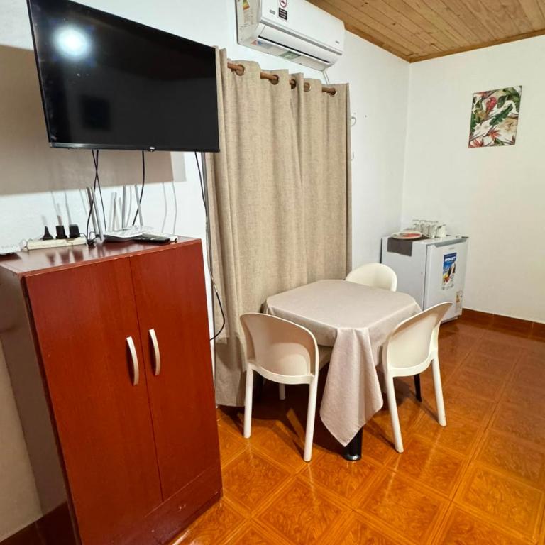 LA SELVA MONOAMBIENTES - Standard Quadruple Room - 9