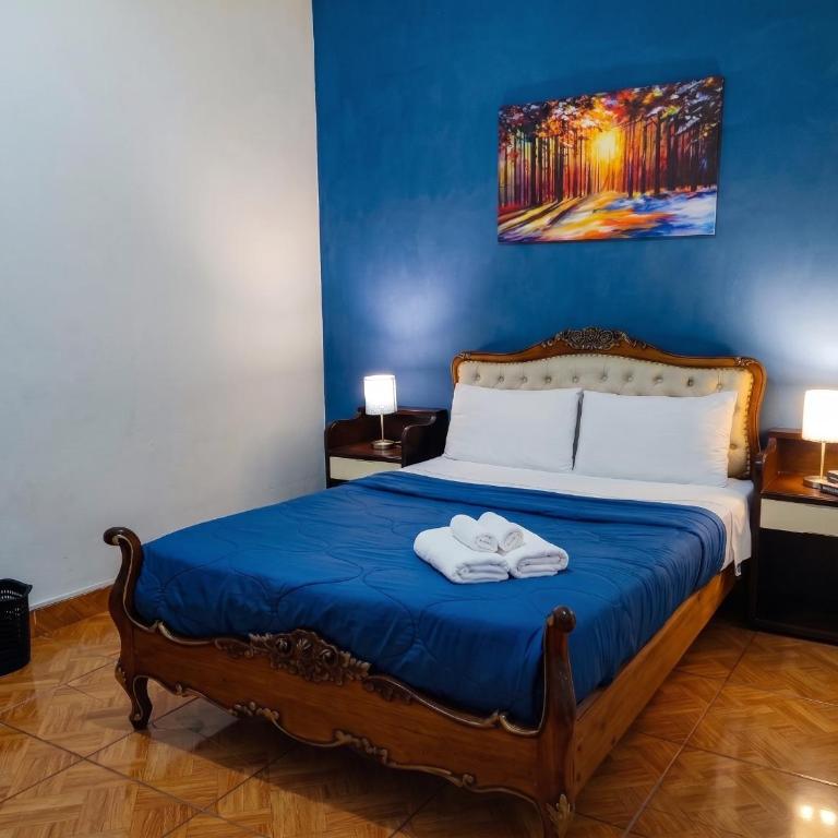 Tripper Monkey Guesthouse Miraflores - Habitación Doble con baño privado externo - 5