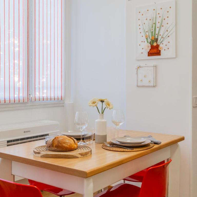 Nineteen by Rent All Como - Appartamento - 14