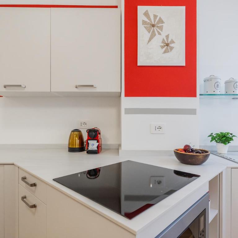 Nineteen by Rent All Como - Appartamento - 16