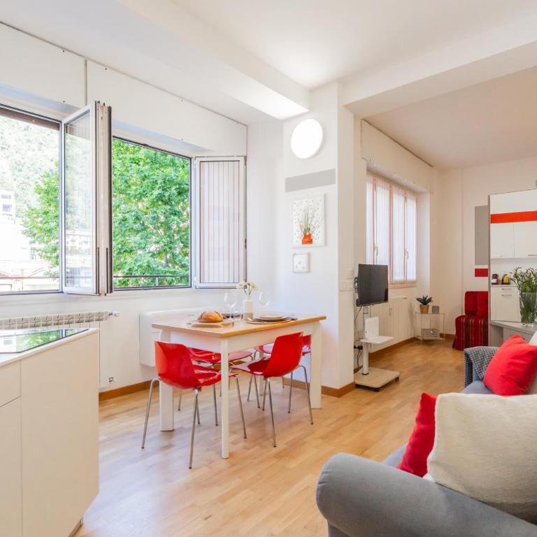 Nineteen by Rent All Como - Appartamento - 23
