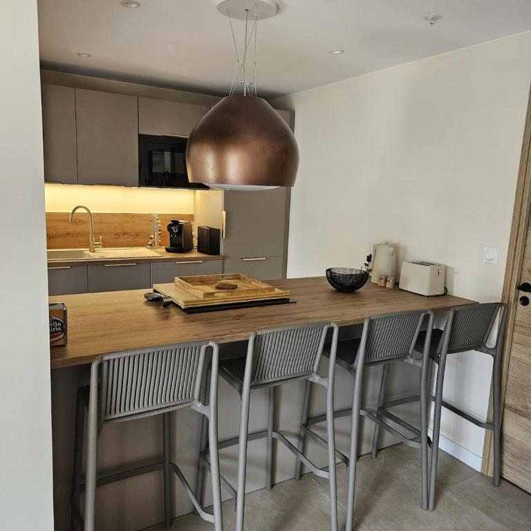Entre mer et jardin - private parking - Appartement - Vue sur Jardin - 13