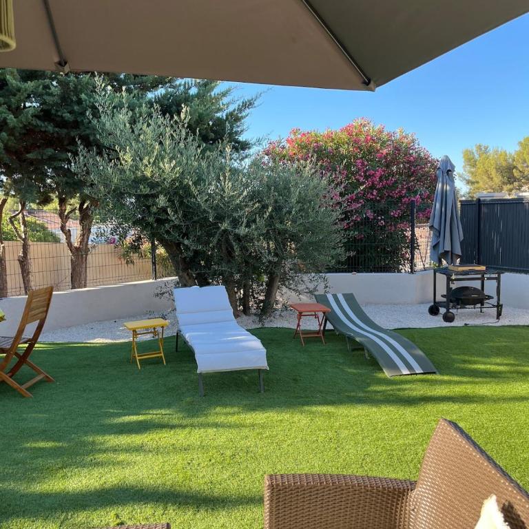 Entre mer et jardin - private parking - Appartement - Vue sur Jardin - 16