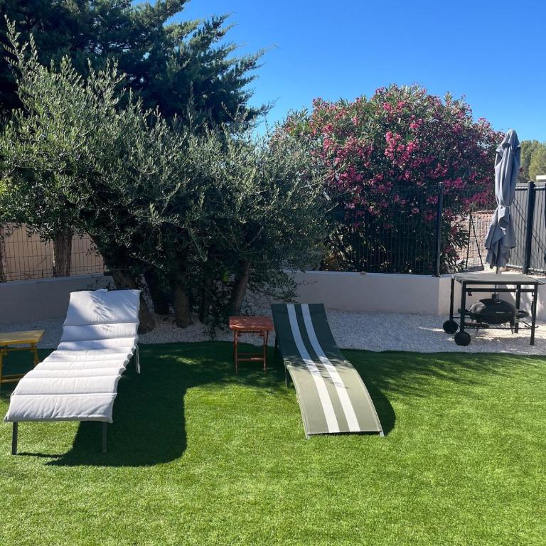 Entre mer et jardin - private parking - Appartement - Vue sur Jardin - 19