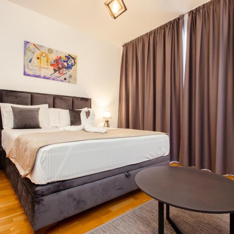 RONDO Studio & Apartments - Studio sa Balkonom - 3