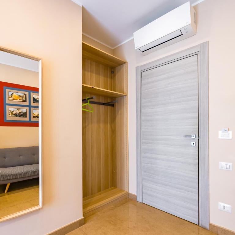 MDC Luxury Rooms Naples - Triple Room - 11