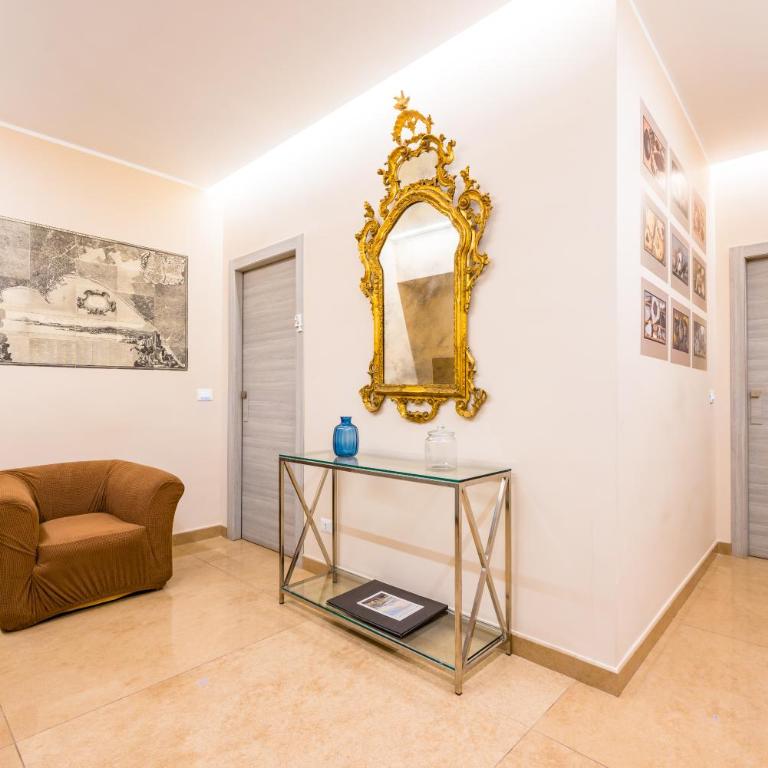 MDC Luxury Rooms Naples - Triple Room - 22