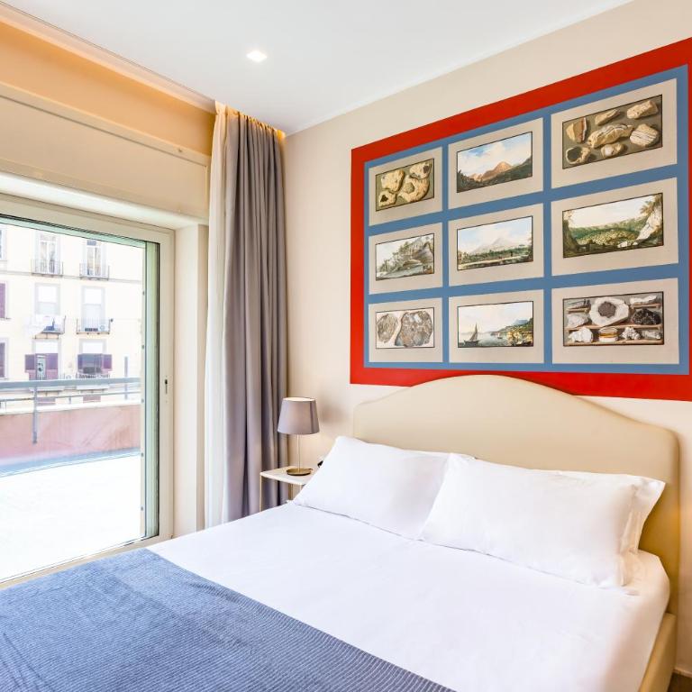 MDC Luxury Rooms Naples - Triple Room with Terrace - 12