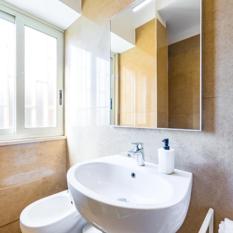 MDC Luxury Rooms Naples - Deluxe Double Room - 27
