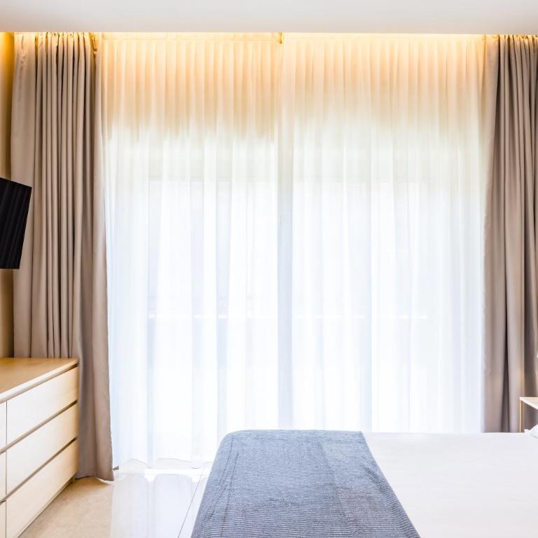 MDC Luxury Rooms Naples - Triple Room with Terrace - 16