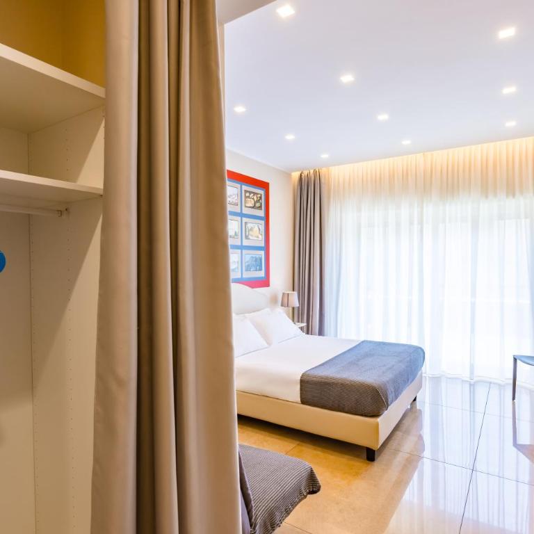 MDC Luxury Rooms Naples - Triple Room - 15