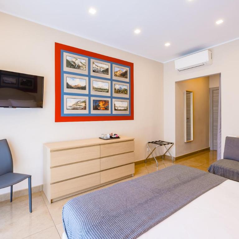 MDC Luxury Rooms Naples - Triple Room - 20