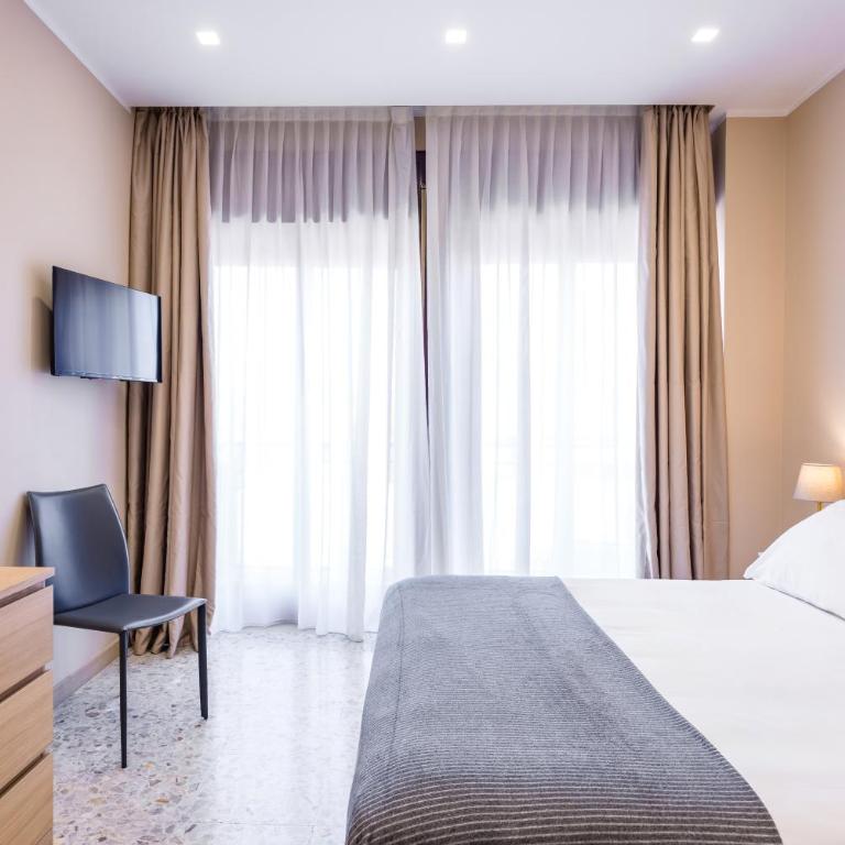 MDC Luxury Rooms Naples - Triple Room - 4