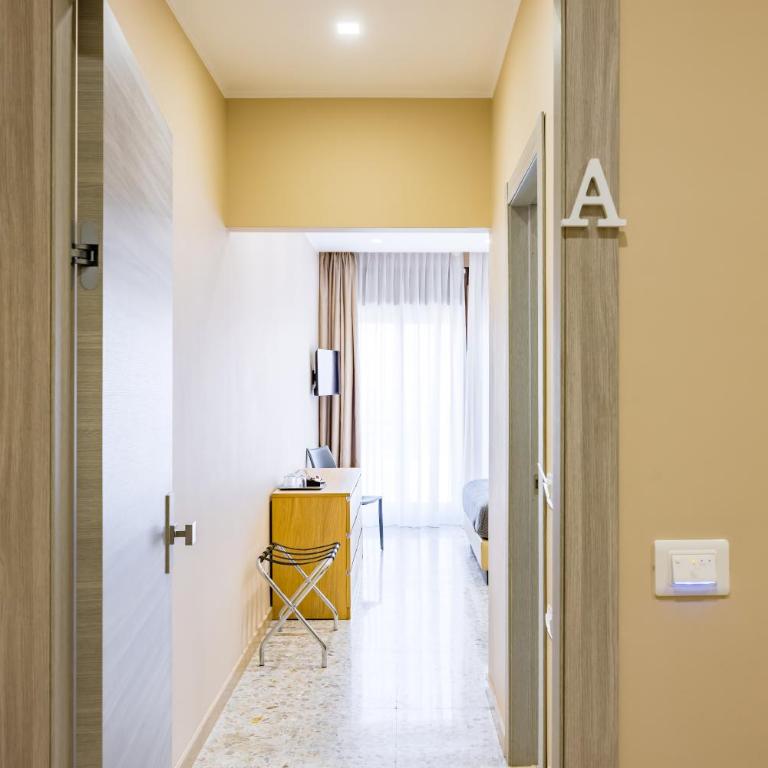 MDC Luxury Rooms Naples - Triple Room - 10