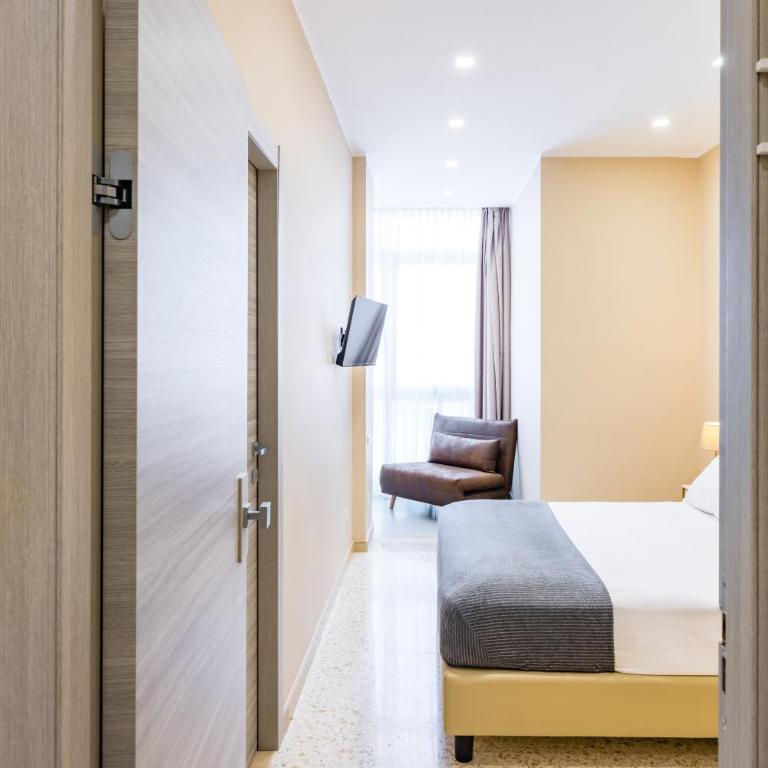 MDC Luxury Rooms Naples - Triple Room - 10