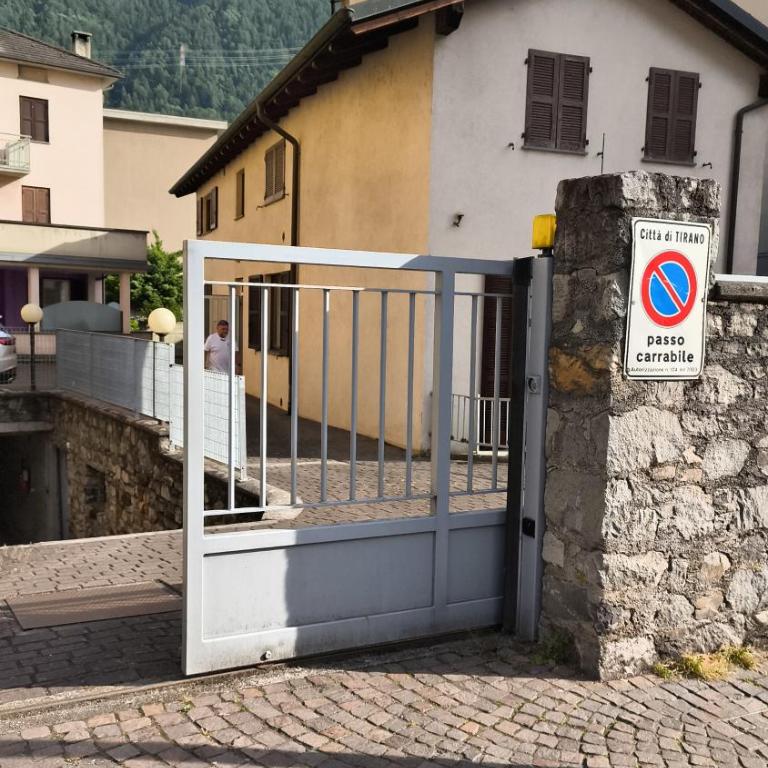 Bernina Express Apartment Il cuore di Lara e Stefy right in front of the train station, with garden and free parking - Apartment mit 1 Schlafzimmer - 30