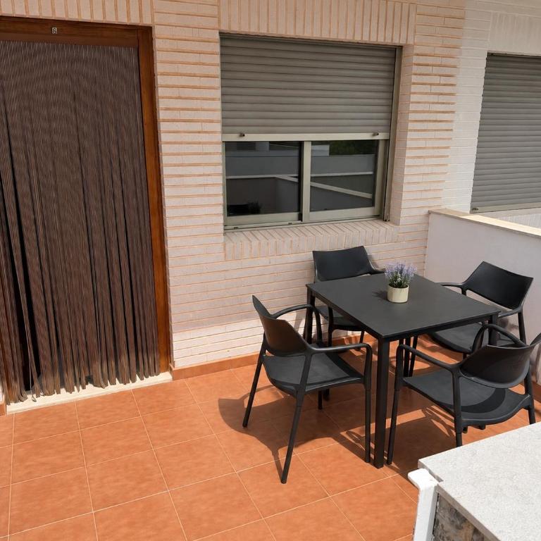 Apartamento con piscina a 350 metros de la playa - Apartamento de 1 dormitorio - 12