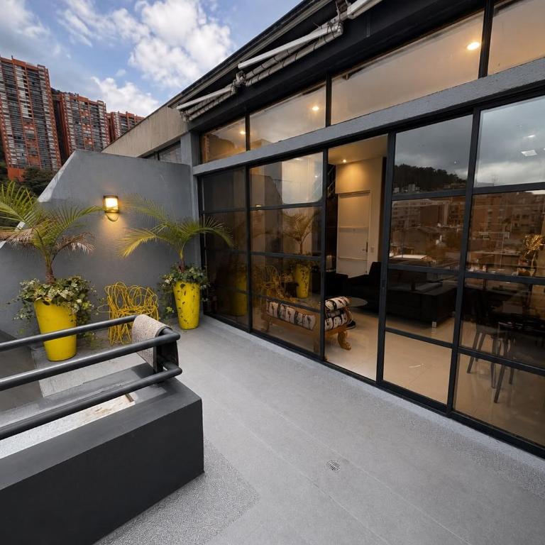 Luxury Duplex Private Terrace Modern Design - Apartamento de 1 dormitorio - 1