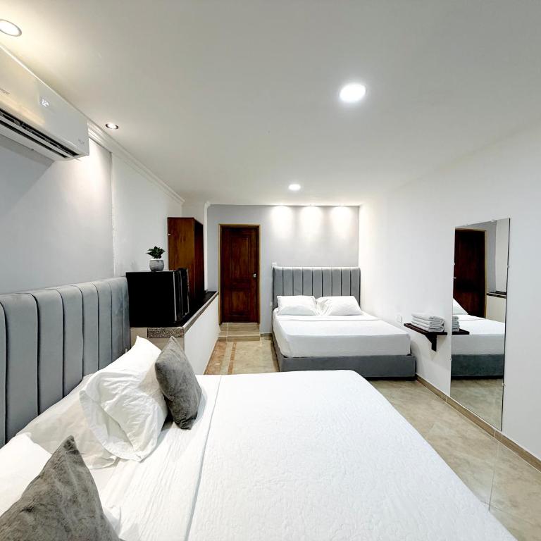 Hotel Marie Real Cartagena - Superior Family Room - 9
