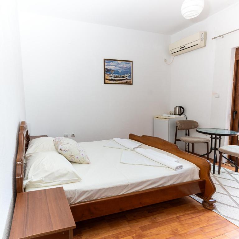 City rooms - Dvokrevetna Soba sa Bračnim Krevetom - 3