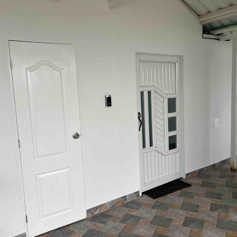 Tropical 302 - One-Bedroom Apartment - 4