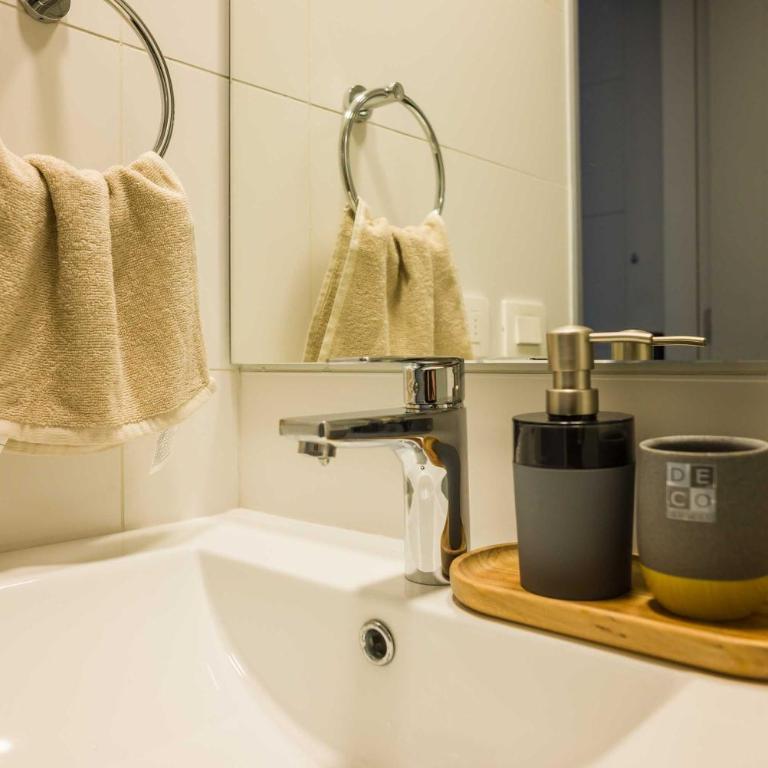 Cozy Nunoa Apt for 3 with Balcony Views - Studio - 22