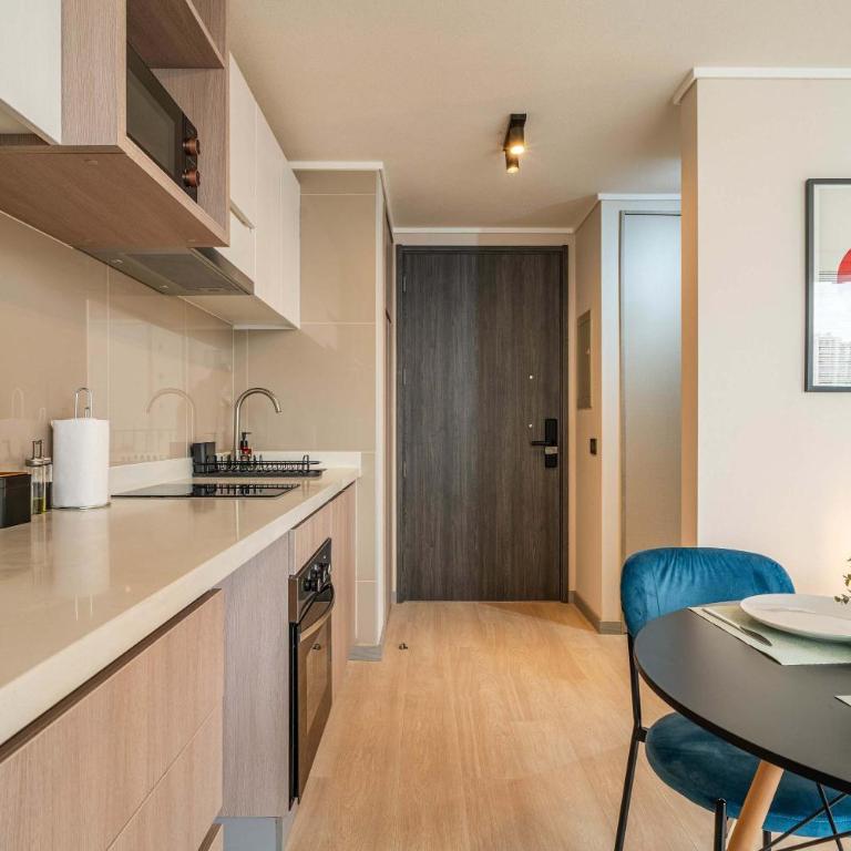 HOM I WifiAireAcond Centrico SmartTv PiscinaCowork - Apartamento - 15