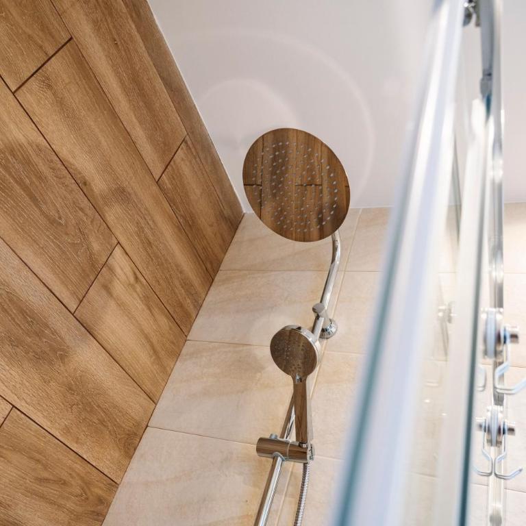 FINCA GIJON SUITES - Apartamentos con jardín y terraza privados, ubicados en un santuario natural estratégicamente situados que combinan mar y montaña con las comodidades de la ciudad, son tu base ideal para conocer Gijón y el Principado de Asturias - Suite Deluxe - 22