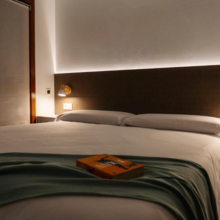 FINCA GIJON SUITES - Apartamentos con jardín y terraza privados, ubicados en un santuario natural estratégicamente situados que combinan mar y montaña con las comodidades de la ciudad, son tu base ideal para conocer Gijón y el Principado de Asturias - Suite Deluxe - 25
