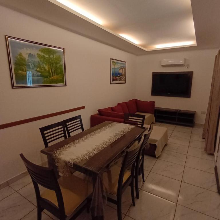 Alojamiento El Trébol - Two-Bedroom House - 13
